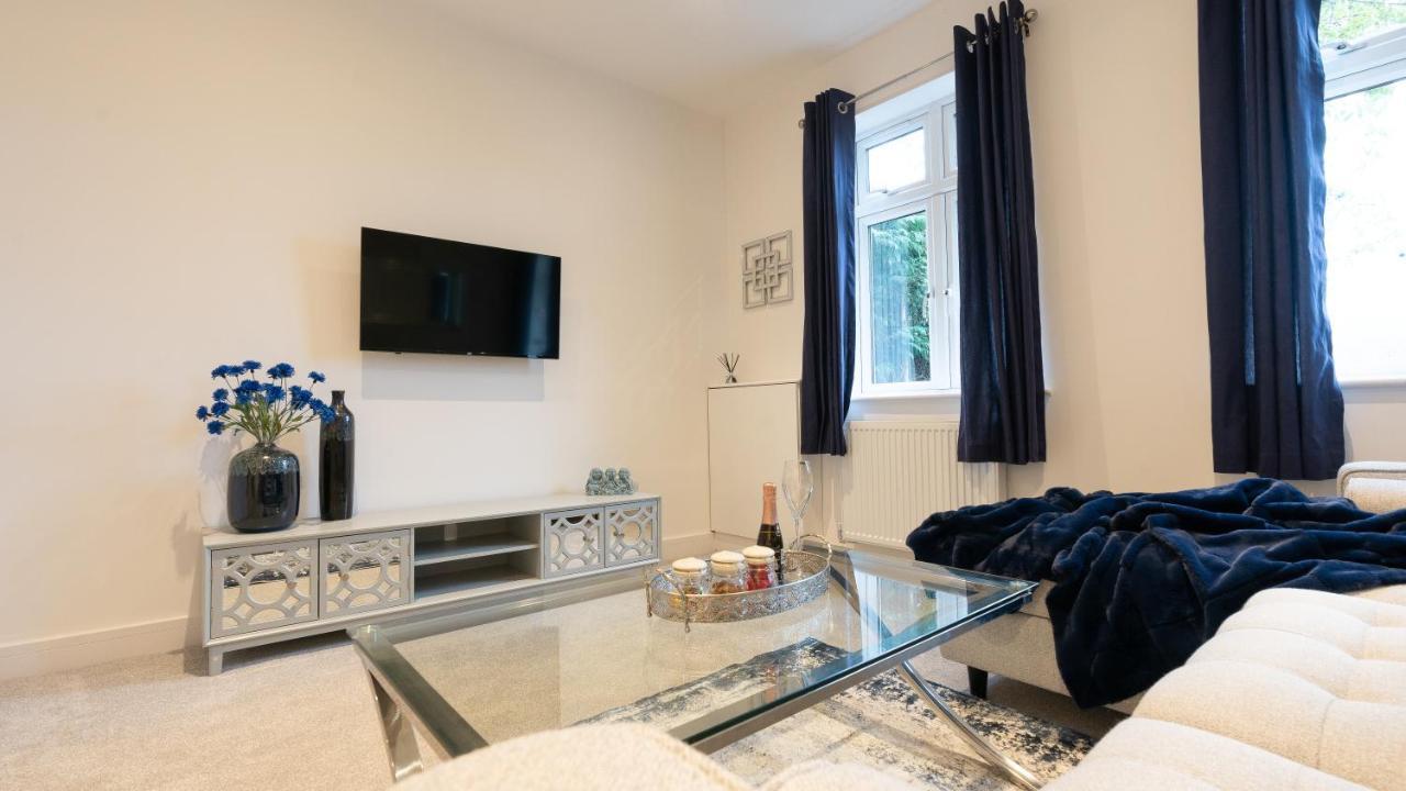 Luxury Living Away From Home ريدهيل المظهر الخارجي الصورة